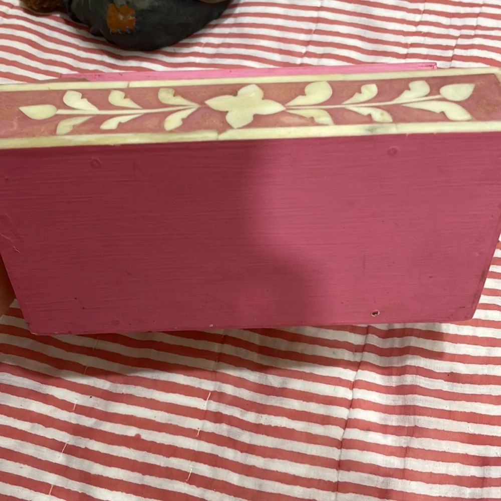 Bone Inlay Box - Picture 3 of 5